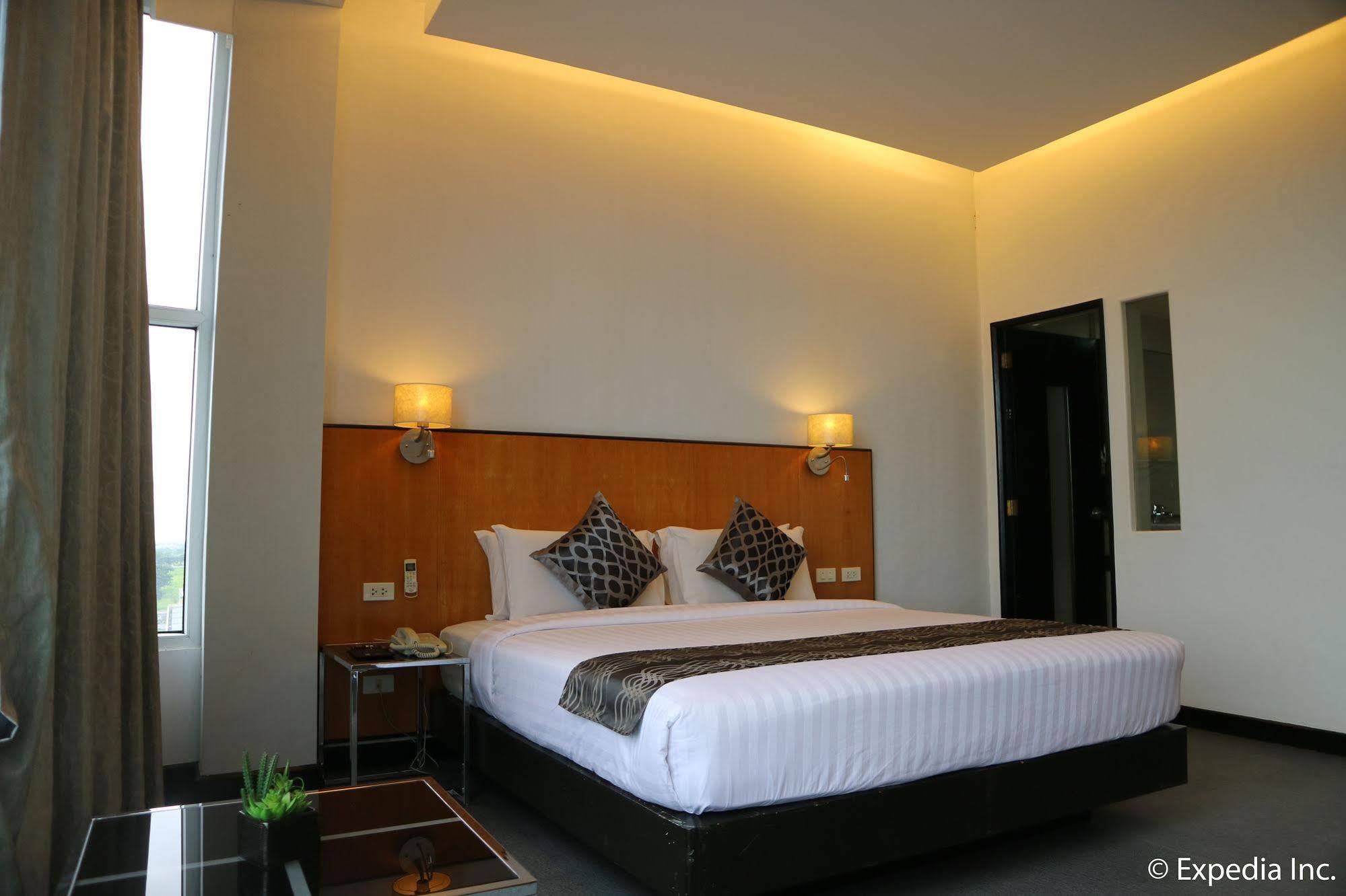Paseo Premiere Hotel Santa Rosa  Zewnętrze zdjęcie